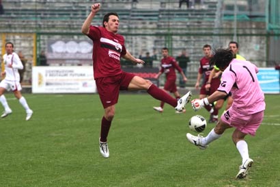 Varriale contro l'ex Castelli