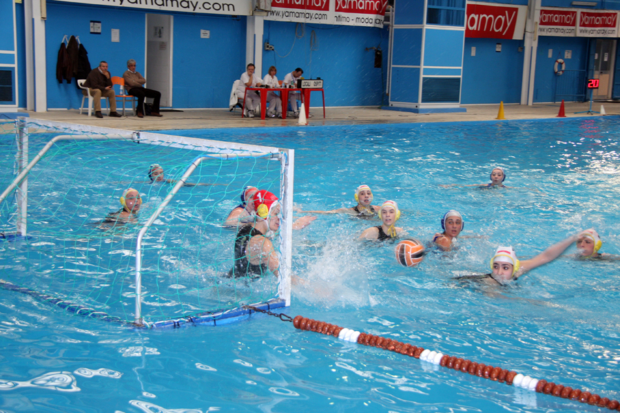 Nona sinfonia per il Volturno che supera il Cosernuoto 13-7