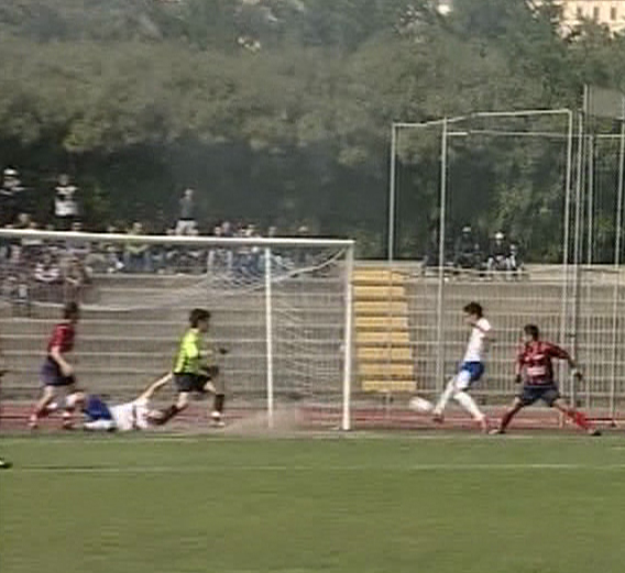 Palumbo stende la Casertana, ma i rossoblù sono vivi