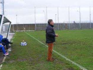 Il Villa Literno dà il benservito a mister Scamardella