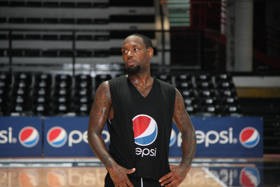 Collins: “Cuore e coraggio, questa è la Juve”