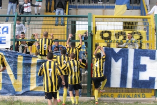 Riccio illude il Giugliano, ma al 89′ passa il Villa Literno