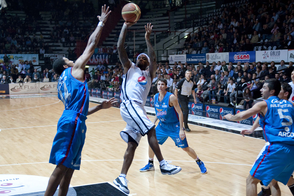 Collins non fissa obiettivi: “Non guardiamo indietro”