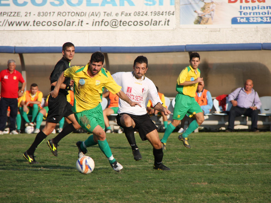 Il Marcianise si aggrappa a Rosi, Sanità al tappeto