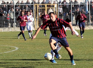 La Casertana domina, rimonta e impatta 3-3 a Francavilla