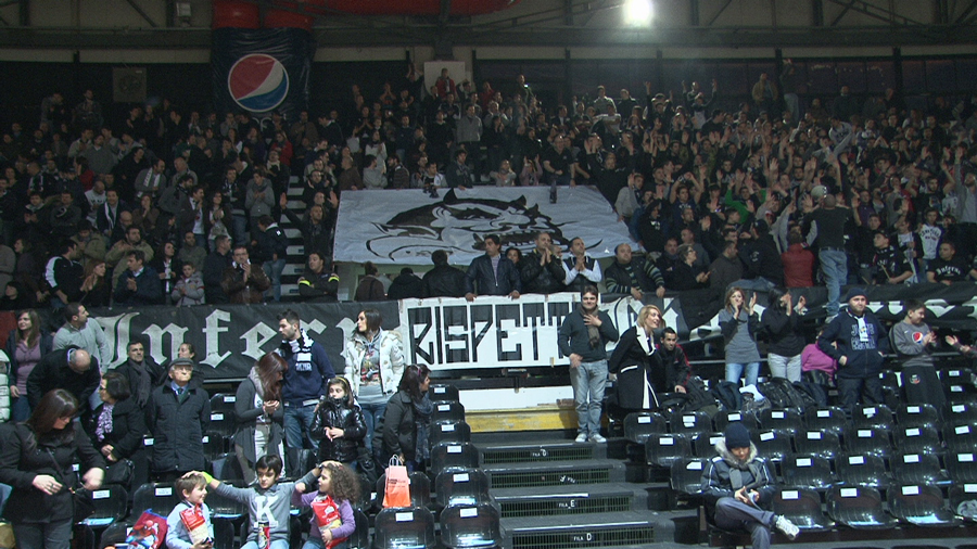 Che amarezza la gente che sfolla