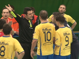Arbitraggio e poca lucidità: l’Atletico Marcianise fermato in casa dal Tonia Futsal