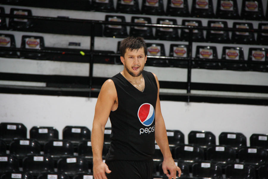 Il ‘gladiatore’ Stipanovic mette in guardia Milano