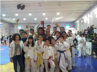 Agli Interregionali di Forme 19 medaglie per il Centro Ispanico