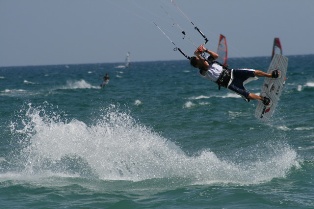 Gigi Ambrosino campione di kitesurf