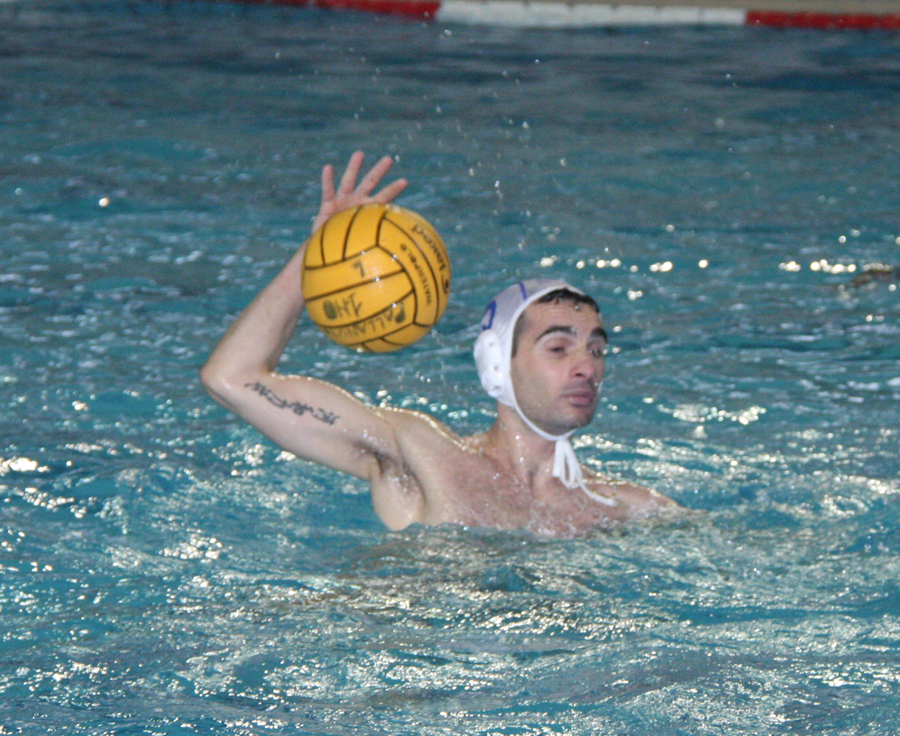 La Libertas affonda la Nuotatori e resta in corsa per la C