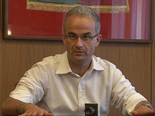 La risposta di Del Gaudio: “Abbiamo chiesto a Verazzo di garantire l’iscrizione”