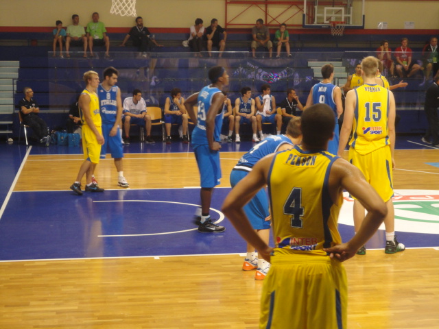 La valanga degli azzurrini, Svezia a casa