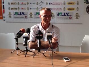 Di Nola: “La Casertana ha dominato, ancora troppi errori sotto porta”