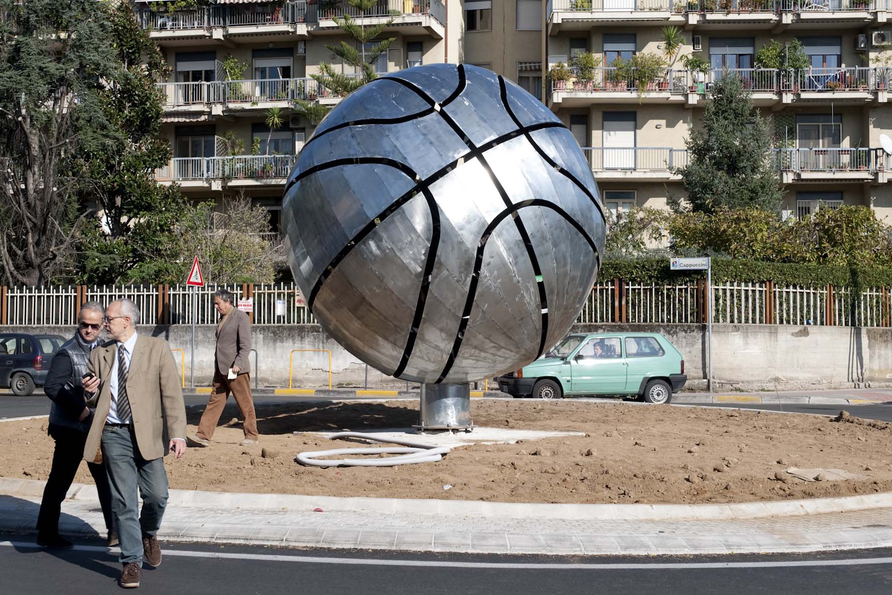 Inaugurata ieri la rotonda dedicata alla Juvecaserta