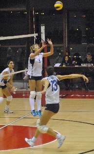 La New Volley in un'azione di gioco a Potenza