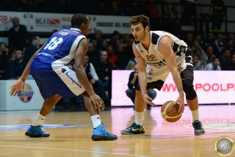 Caserta va all’attacco della bolgia brindisina