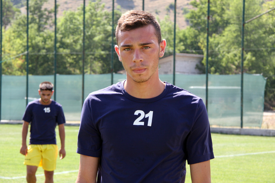 Aversa: mister Romaniello alle prese con una rosa incerottata