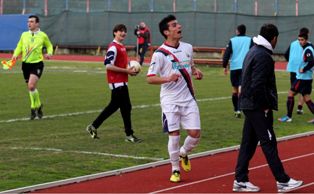 VIDEO – Tripletta di Palumbo, la Casertana travolge il Portotorres