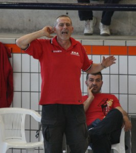 Mario Bove allenatore del Circolo Villani