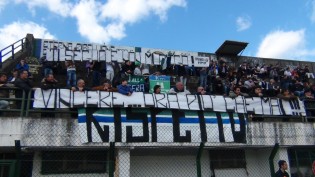 Striscioni della Vis San Nicola