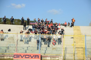 I tifosi sassaresi al Pinto