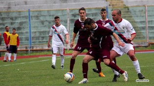 Maisto centrocampista della Sarnese