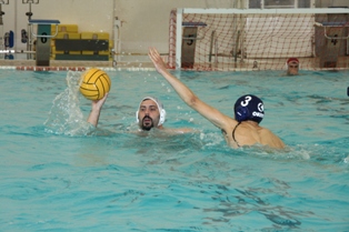 Domenico Bove in azione contro Salerno