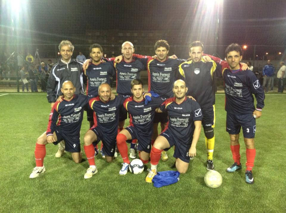 FIOCCO BIANCO: Agli ottavi Kalatia Maddaloni e Futsal Campano, ancora in corsa Rosticceria Appia