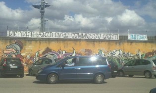 Striscione riguardante le diffide dei tifosi del Gladiator