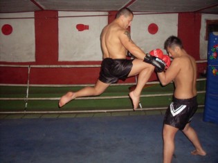 Muay Thai, Alen Russo d’argento ai Tricolori