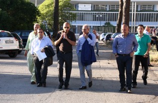 Da sx Caso, Maiello, Lombardi, Pannone e Salomone dopo l'incontro al Pinto