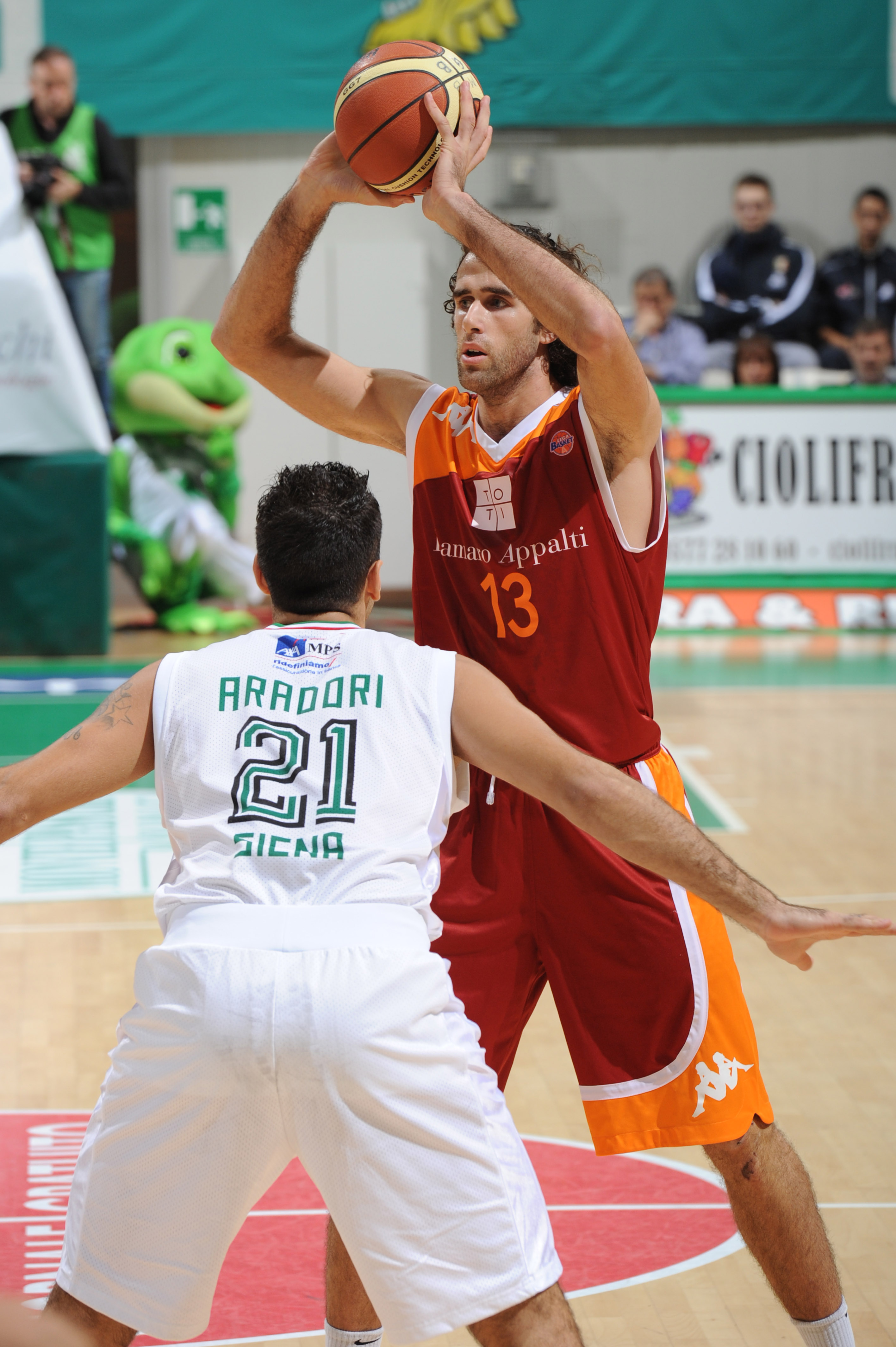 Datome porta nella Nba anche una storia casertana