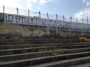 Lo striscione della Brigata Spartaco