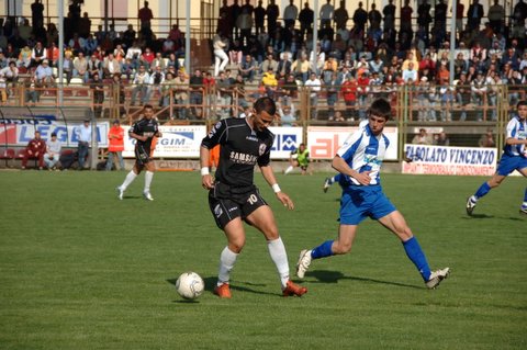 Aversa, Incoronato potrebbe tornare a vestire la maglia granata