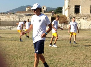 Achille Tarantino dirige la Sessana in allenamento (foto Marcello Librace)