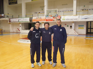 Lo staff tecnico della Pallacanestro San Michele è pronto a ripartire