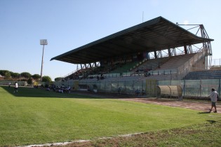 Una veduta dello stadio Pinto di Caserta