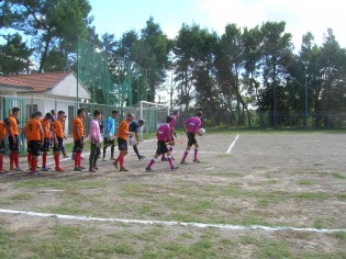 L'ingresso in campo delle squadre (foto Antimo Cusano)