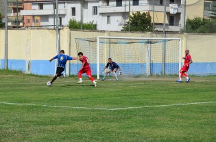 Liccardi prova il tiro (foto Andrea Salzillo)