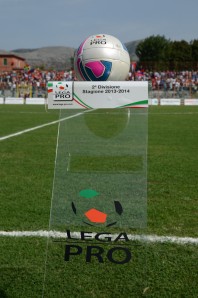 PALLONE LEGA PRO IN CAMPO