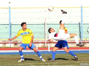 Una rovesciata di Majella nella sfida del 2011