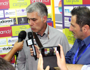 Mister Ugolotti in sala stampa a Ischia