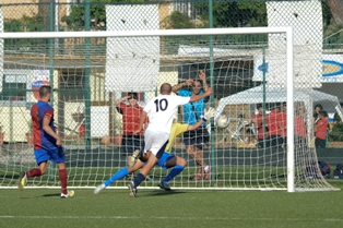 l gol di Di Gaetano per il 3-1 (Foto Giuseppe Melone)