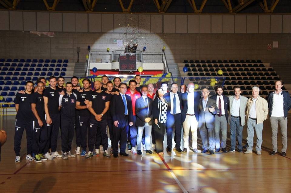 Volleyball Aversa: grande spettacolo alla presentazione e mercoledì arriva il Lagonegro