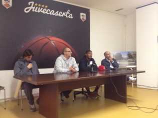 Un momento della conferenza stampa