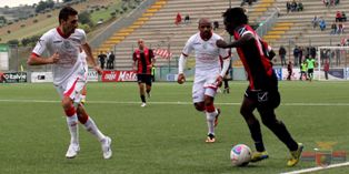 La Casertana non tradisce e artiglia un punto d’oro a Teramo