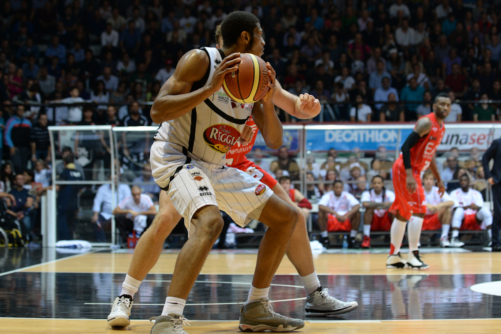 Juve schiantata, Reggio Emilia vince in scioltezza