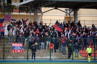 I tifosi della Casertana a Mugnano (Foto Giuseppe Melone)