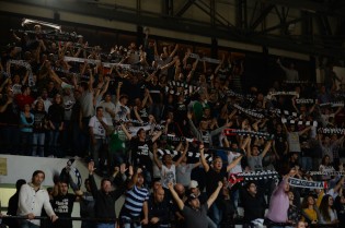 I tifosi della Juvecaserta (Foto Giuseppe Melone)